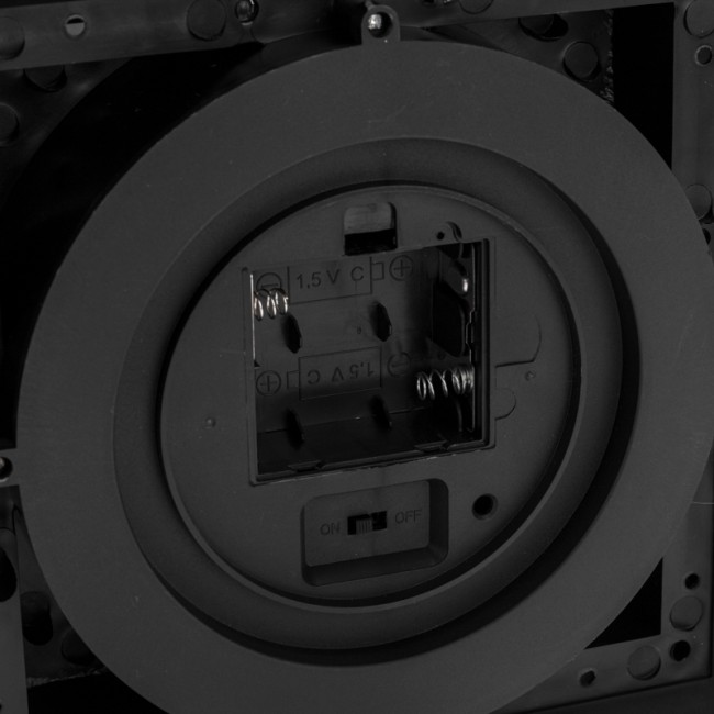 Декоративный фонарь с тремя свечами, бронзовый корпус, размер 24х24х65см, цвет теплый белый Декоративный фонарь с тремя свечами, бронзовый корпус, размер 24х24х65см, цвет теплый белый