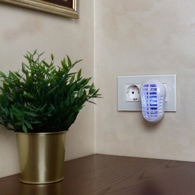 Уничтожитель насекомых с ультрафиолетовой лампой, 220В REXANT