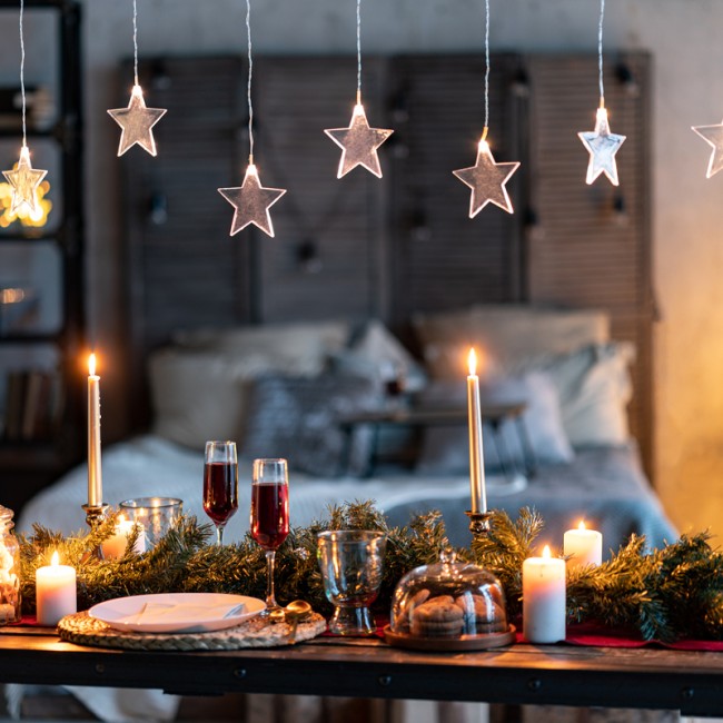 Гирлянда светодиодная Звезды 1,5х0,6 м, прозрачный провод, теплый белый свет свечения NEON-NIGHT Гирлянда светодиодная Звезды 1,5х0,6 м, прозрачный провод, теплый белый свет свечения NEON-NIGHT