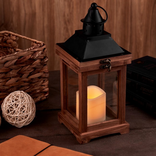 Декоративный фонарь со свечкой, корпус из дерева, размер 14х14х35cм, цвет теплый белый Декоративный фонарь со свечкой, корпус из дерева, размер 14х14х35cм, цвет теплый белый