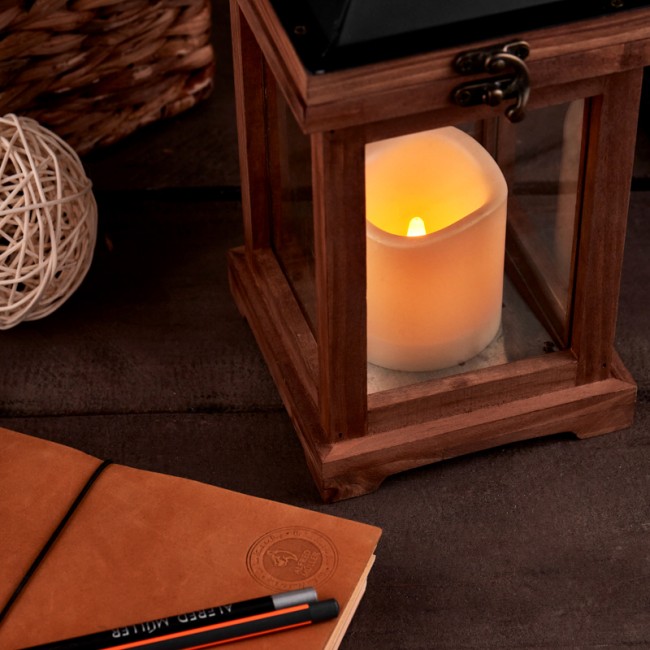 Декоративный фонарь со свечкой, корпус из дерева, размер 14х14х35cм, цвет теплый белый Декоративный фонарь со свечкой, корпус из дерева, размер 14х14х35cм, цвет теплый белый