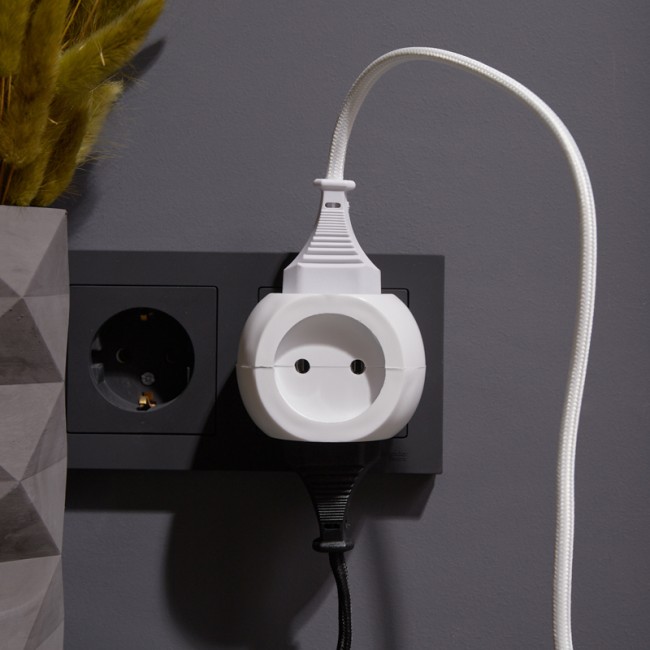 Тройник электрический «Шар» 220 В 6 А белый REXANT