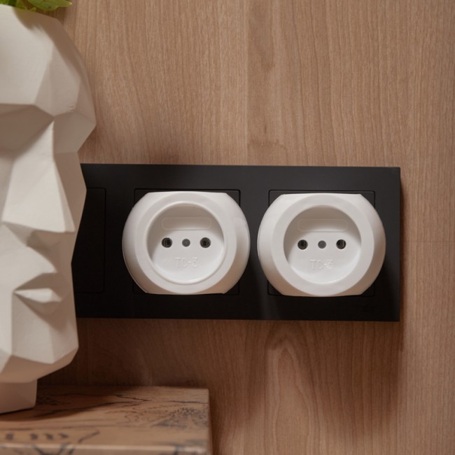 Набор тройников электрических REXANT Шар, 6 А, белый (2 шт./уп.)