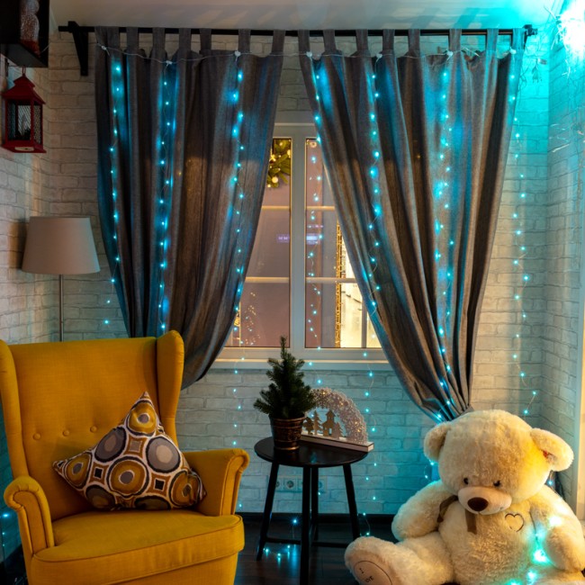 Гирлянда Светодиодный дождь из росы 3х3 м, USB + пульт управления Гирлянда Светодиодный дождь из росы 3х3 м, USB + пульт управления