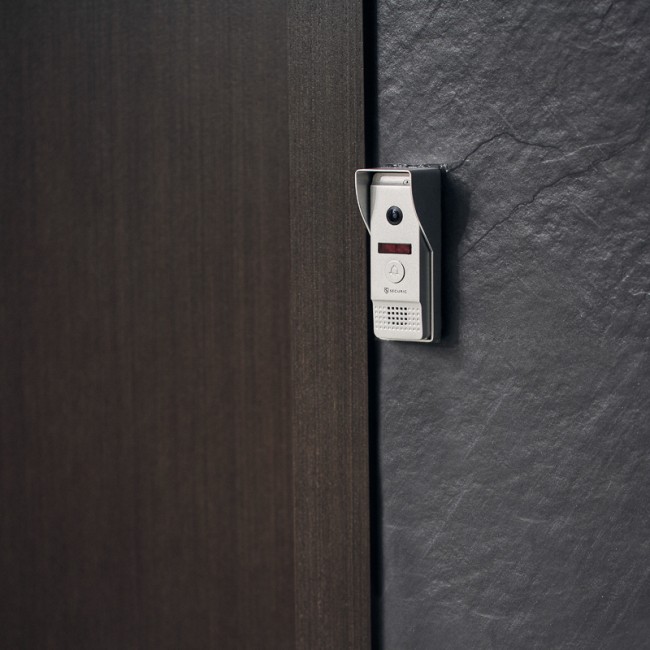 Вызывная видеопанель стандарта AHD (модель AC-315) Вызывная видеопанель стандарта AHD (модель AC-315)