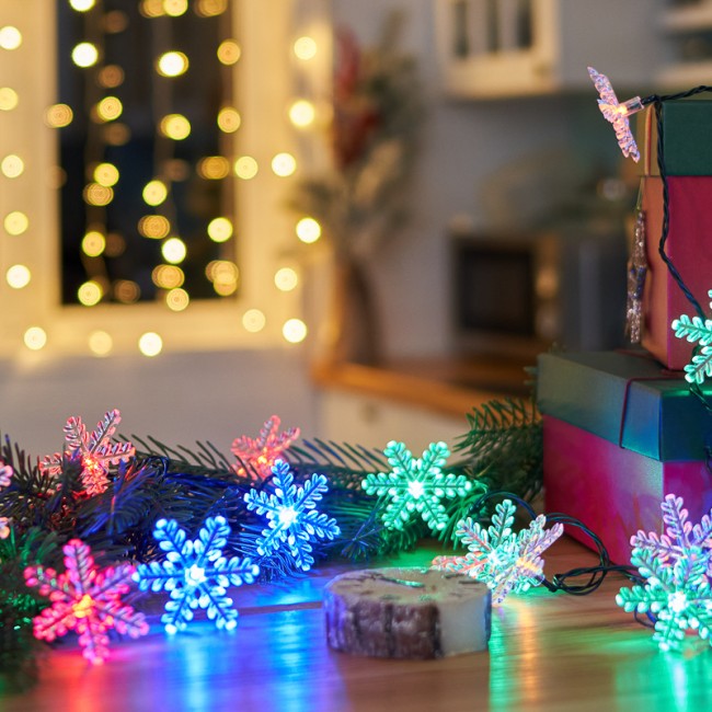 Гирлянда светодиодная Снежинки 30 LED МУЛЬТИКОЛОР 4,4 метра с контроллером Гирлянда светодиодная Снежинки 30 LED МУЛЬТИКОЛОР 4,4 метра с контроллером