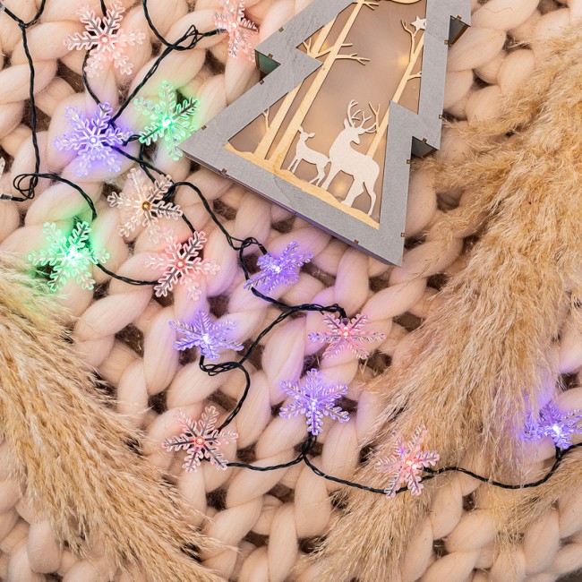 Гирлянда светодиодная Снежинки 30 LED МУЛЬТИКОЛОР 4,4 метра с контроллером Гирлянда светодиодная Снежинки 30 LED МУЛЬТИКОЛОР 4,4 метра с контроллером