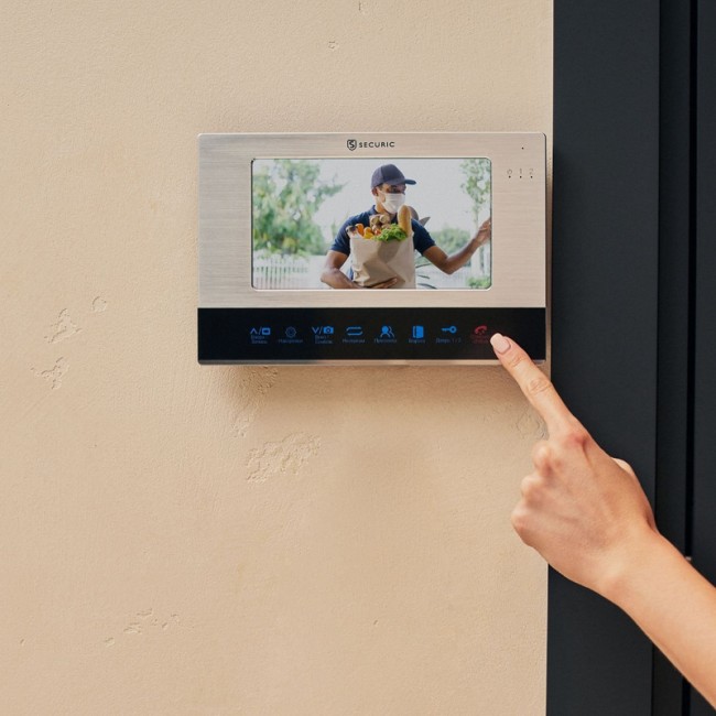 Цветной монитор видеодомофона 7" формата AHD, с сенсорным управлением, с детектором движения, функцией фото- и видеозаписи (модель AC-337) Цветной монитор видеодомофона 7" формата AHD, с сенсорным управлением, с детектором движения, функцией фото- и видеозаписи (модель AC-337)