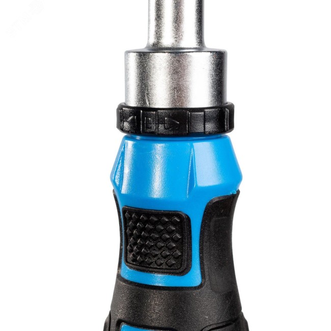 Отвертка реверсивная со сменными битами и сменными шестигранными головками НБ-39