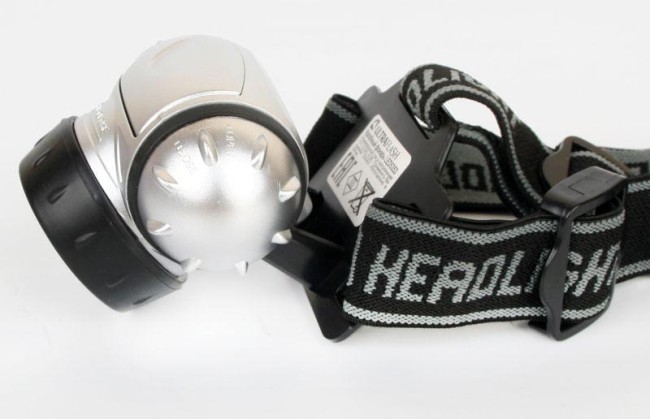 Фонарь налобный LED 5353 19LED 4 режима 3хR03 металлик Ultraflash 10262 Фонарь налобный LED 5353 19LED 4 режима 3хR03 металлик Ultraflash 10262