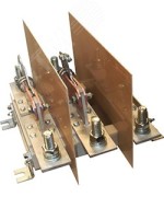 РЕ19-46-31160-00 УХЛ3 и/п, 3150А, 3-х полюсный на одно направление, рычаг для пополюсного оперирования штангой, на изоляционной панели, IP00, разъединитель  (ЭТ)