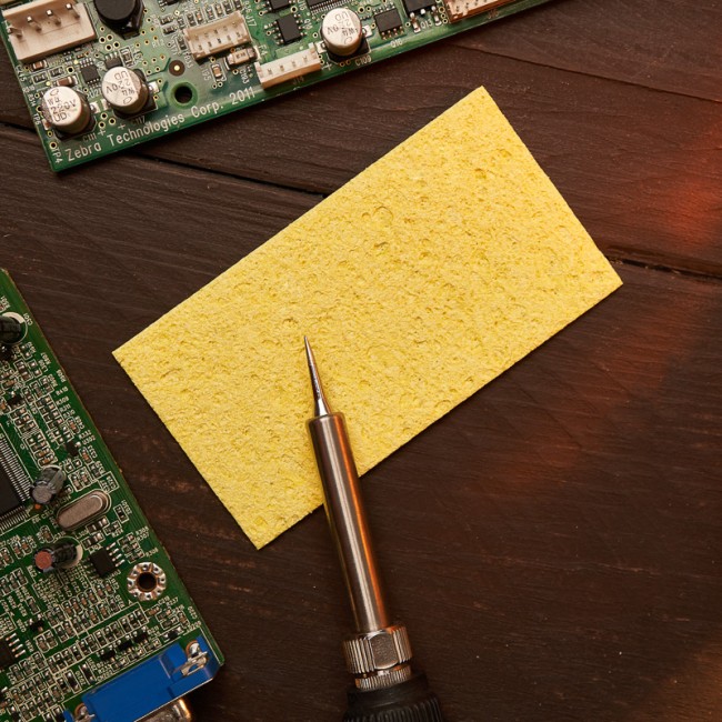 Губка для очистки паяльного жала 93x50 мм REXANT Губка для очистки паяльного жала 93x50 мм REXANT