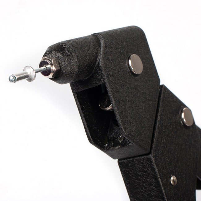 Заклепочник литой поворотный ЗР-03 Заклепочник литой поворотный ЗР-03