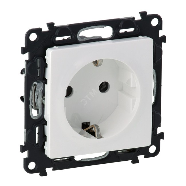 Valena LIFE Розетка силовая 2К+З 16А 250В со шторками безвинтовые зажимы с лицевой панелью белая Valena LIFE Розетка силовая 2К+З 16А 250В со шторками безвинтовые зажимы с лицевой панелью белая