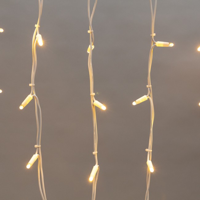 Гирлянда светодиодная Бахрома (Айсикл), 5х0,7м, 152 LED ТЕПЛЫЙ БЕЛЫЙ, белый КАУЧУК 2,3мм, IP67, постоянное свечение, 230В NEON-NIGHT (нужен шнур питания 315-001) Гирлянда светодиодная Бахрома (Айсикл), 5х0,7м, 152 LED ТЕПЛЫЙ БЕЛЫЙ, белый КАУЧУК 2,3мм, IP67, постоянное свечение, 230В NEON-NIGHT (нужен шнур питания 315-001)
