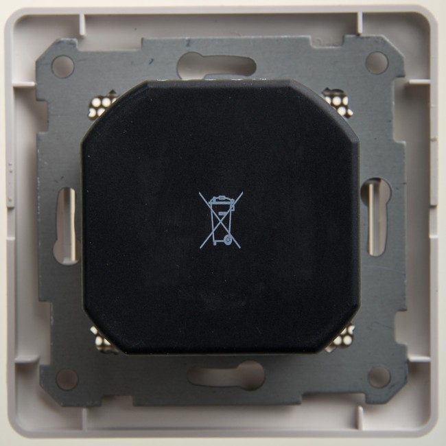 GLOSSA Термостат электронный теплого пола с датчиком 10A перламутр в сборе GLOSSA Термостат электронный теплого пола с датчиком 10A перламутр в сборе