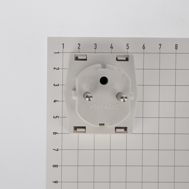 Адаптер сетевой (переходник) с универсальной на Евро вилку F/C2 «Квадрат» 10А б/з белый PROCONNECT (пакет БОПП 1 шт/уп.) Адаптер сетевой (переходник) с универсальной на Евро вилку F/C2 «Квадрат» 10А б/з белый PROCONNECT (пакет БОПП 1 шт/уп.)