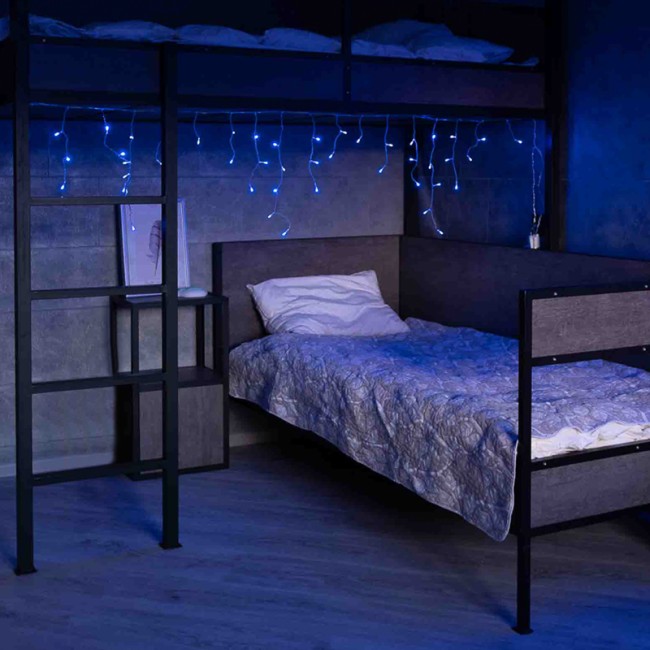 Гирлянда Айсикл (бахрома) светодиодный, 1,8 х 0,5 м, прозрачный провод, 230 В, диоды синие Гирлянда Айсикл (бахрома) светодиодный, 1,8 х 0,5 м, прозрачный провод, 230 В, диоды синие