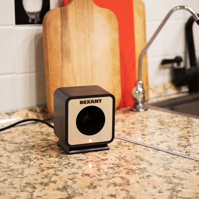 Отпугиватель вредителей с изменяемой частотой излучения, R 60м, 220В REXANT Отпугиватель вредителей с изменяемой частотой излучения, R 60м, 220В REXANT