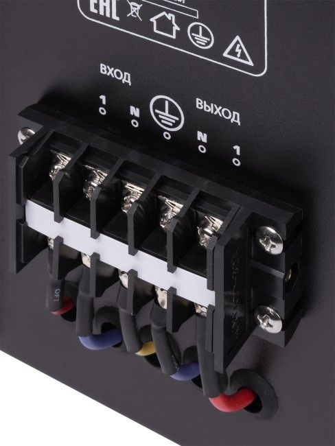 Стабилизатор напряжения БСР1-5,0 кВА электронный переносной TDM