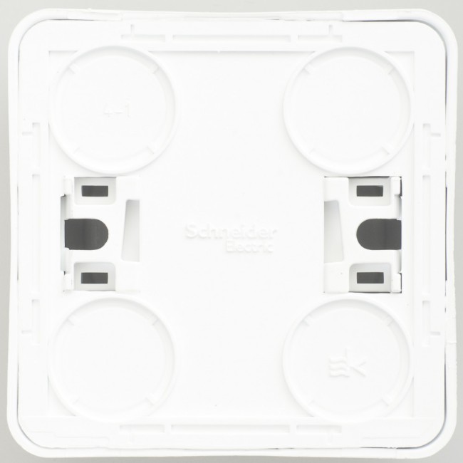 ЭТЮД Розетка наружная без заземления без шторок белая ЭТЮД Розетка наружная без заземления без шторок белая