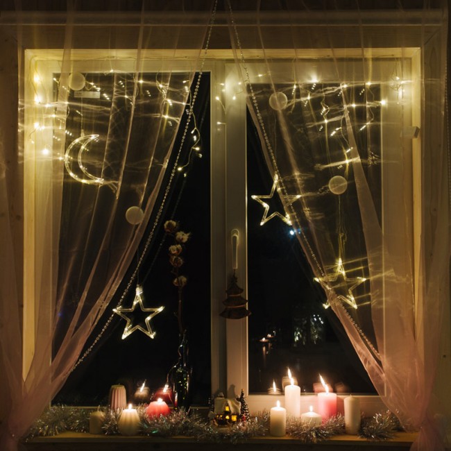 Фигура светодиодная Месяц на присоске с подвесом, цвет ТЕПЛЫЙ БЕЛЫЙ Фигура светодиодная Месяц на присоске с подвесом, цвет ТЕПЛЫЙ БЕЛЫЙ