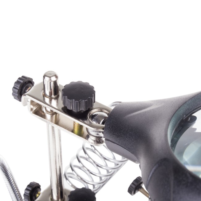 Держатель Третья рука, 2 зажима, лупа 90мм (2.5х) + 2х34мм, подставка паяльника, LED подсветка REXANT Держатель Третья рука, 2 зажима, лупа 90мм (2.5х) + 2х34мм, подставка паяльника, LED подсветка REXANT