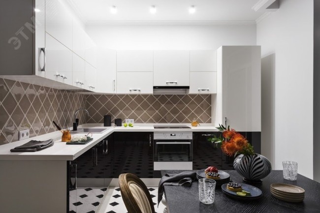 GLOSSA Рамка горизонтальная 2 поста белая GLOSSA Рамка горизонтальная 2 поста белая