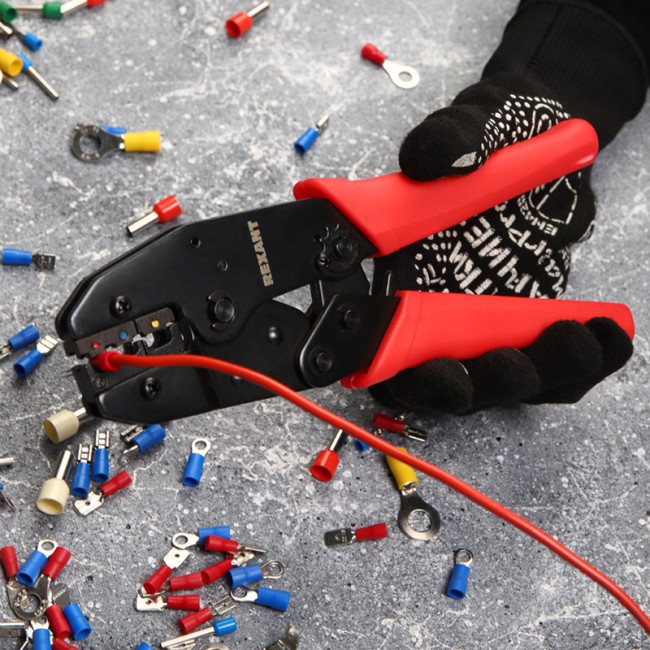 Кримпер REXANT HT-301 W для обжима изолированных клемм 0.5-6.0 мм² Кримпер REXANT HT-301 W для обжима изолированных клемм 0.5-6.0 мм²