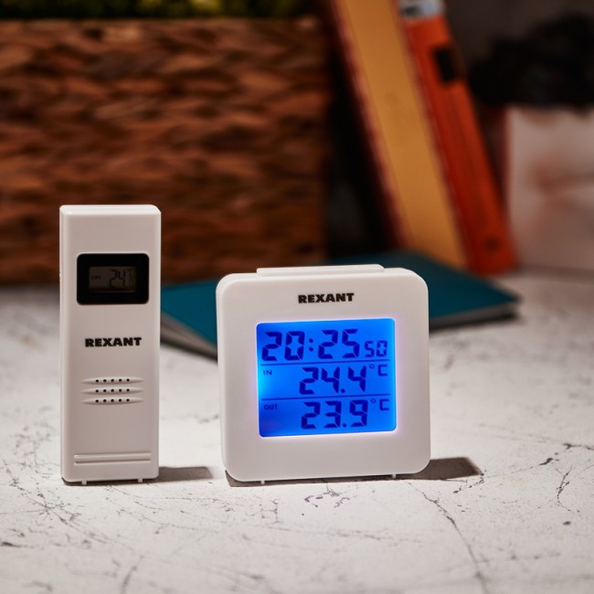 Термометр электронный с часами и беспроводным выносным датчиком REXANT Термометр электронный с часами и беспроводным выносным датчиком REXANT