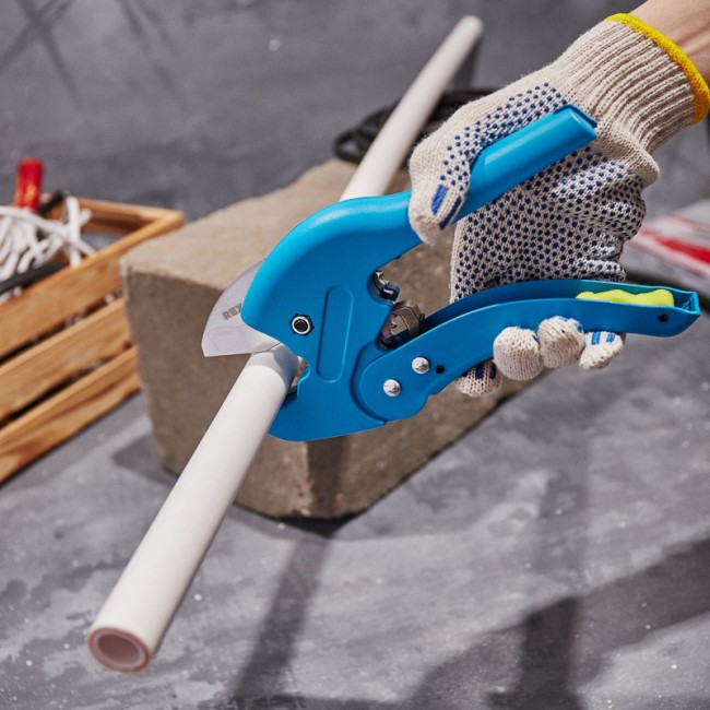 Труборез для пластиковых труб 42 мм REXANT RSA-SK5 Труборез для пластиковых труб 42 мм REXANT RSA-SK5