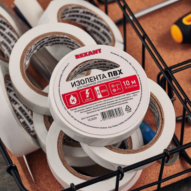 Изолента ПВХ 15 мм х 10 м, белая, упаковка 10 рулонов REXANT Изолента ПВХ 15 мм х 10 м, белая, упаковка 10 рулонов REXANT