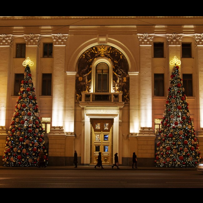 Елочная фигура Шар, 15 см, цвет красный матовый Елочная фигура Шар, 15 см, цвет красный матовый