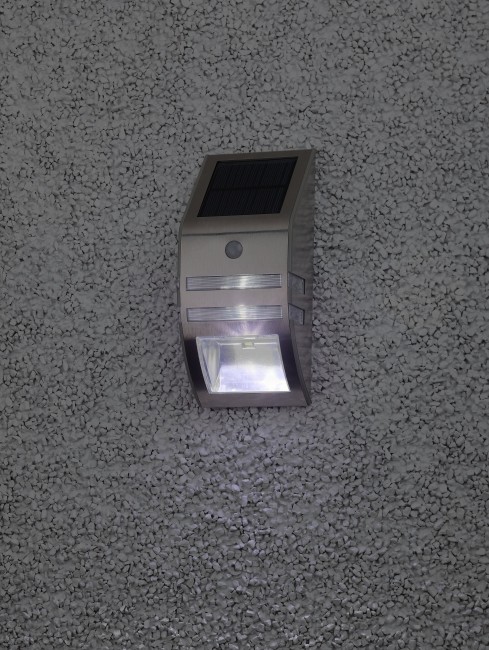 Фасадный светильник Хром, на солнечной батарее, 3LED, 50lm ERFS012-26 ЭРА