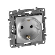 Розетка 1-м СП Etika 16А IP20 250В 2P+E с заземл. немецк. стандарт винтов. клеммы механизм алюм. IEK 672421 Розетка 1-м СП Etika 16А IP20 250В 2P+E с заземл. немецк. стандарт винтов. клеммы механизм алюм. IEK 672421